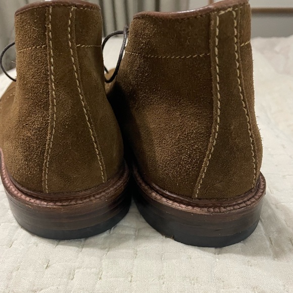 MEN’S ALDEN UNLINED CHUKKA SNUFF SUEDE SHOES 8.5 B/D. ENC - Picture 3 of 14
